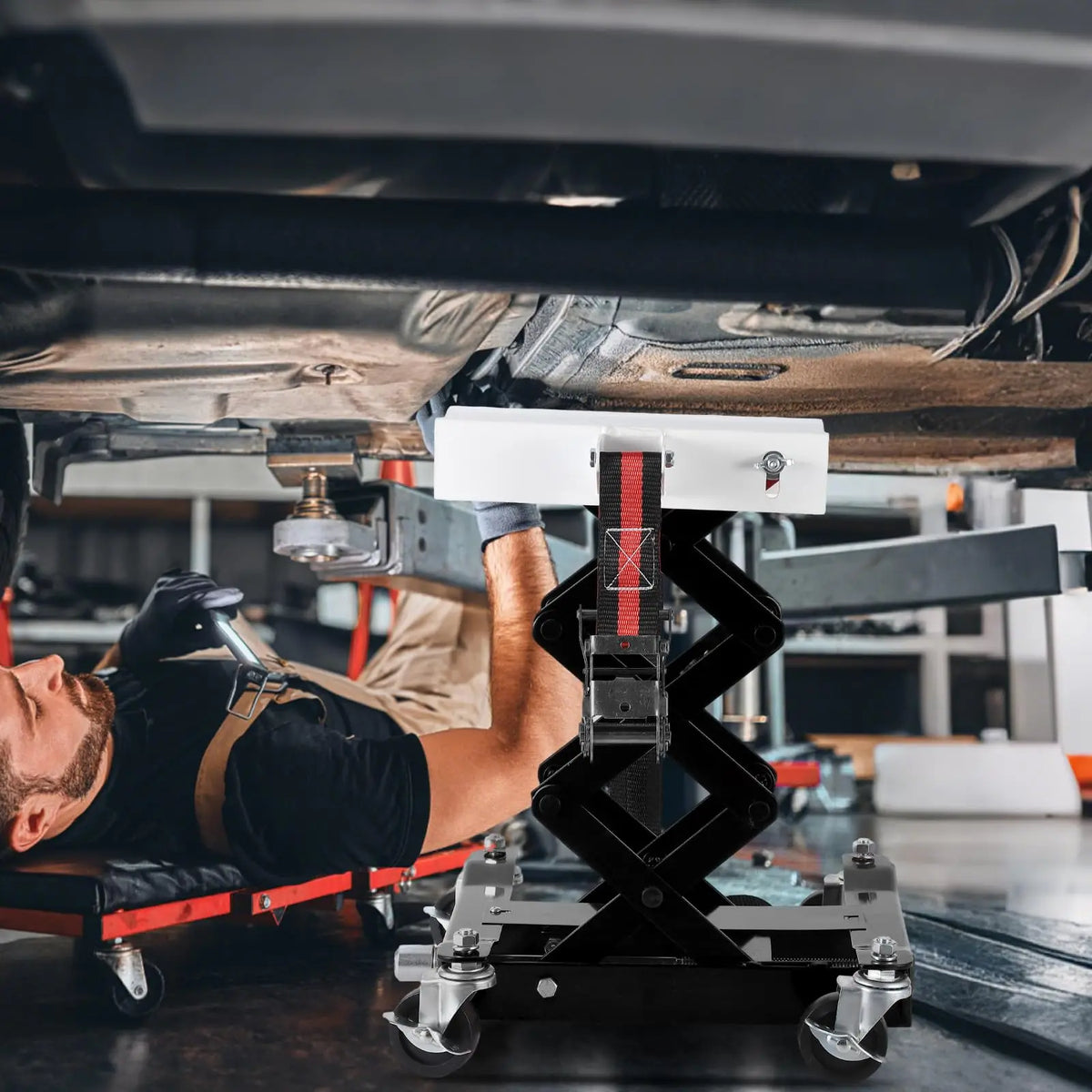 Professional 450 Lb Low Profile Transmission Jack For Vehicles