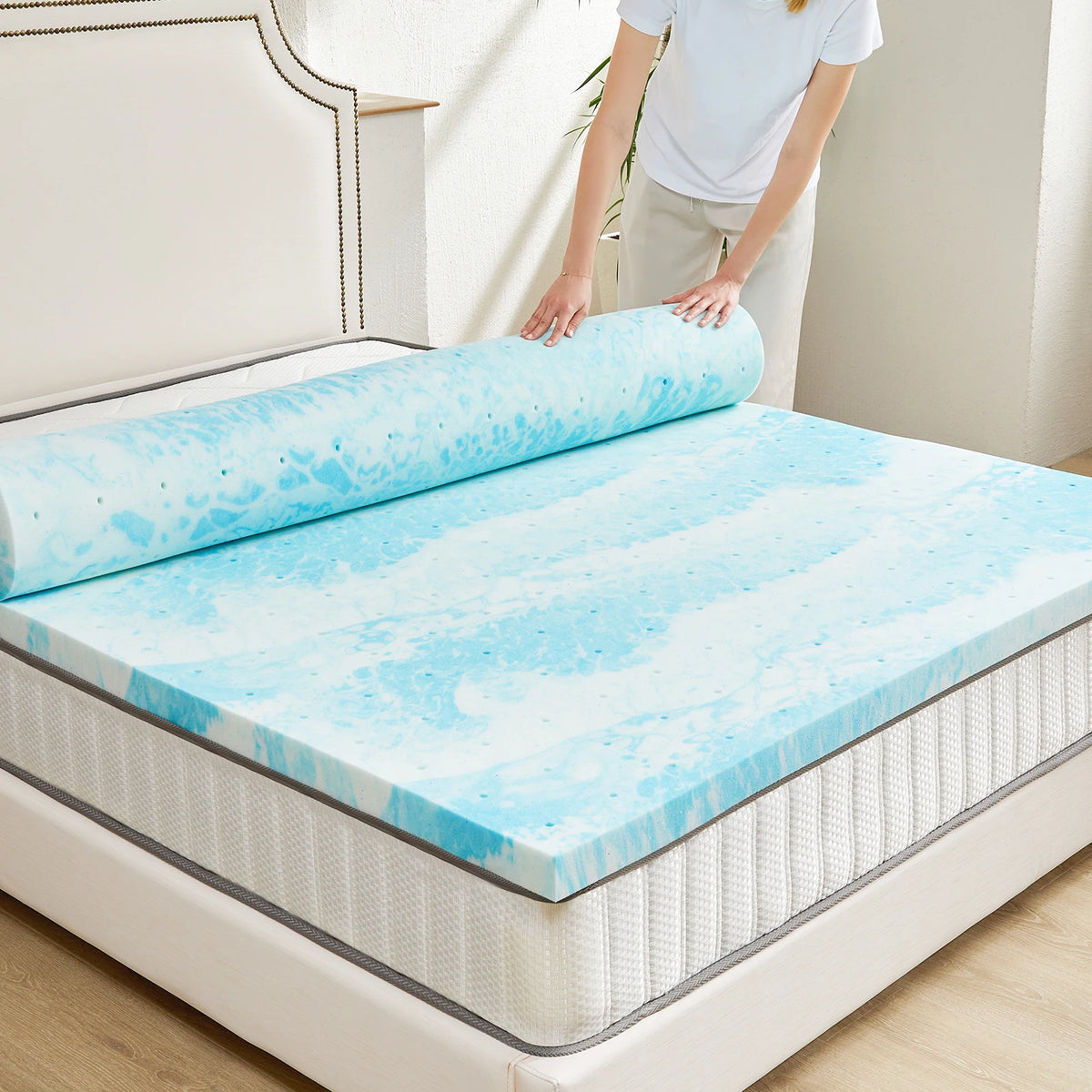 JHK Gel Cooling Memory Foam Mattress Topper With Breathable Comfort